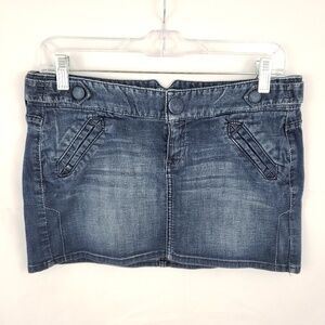 GUESS Jeans Mini Skirt Size 29